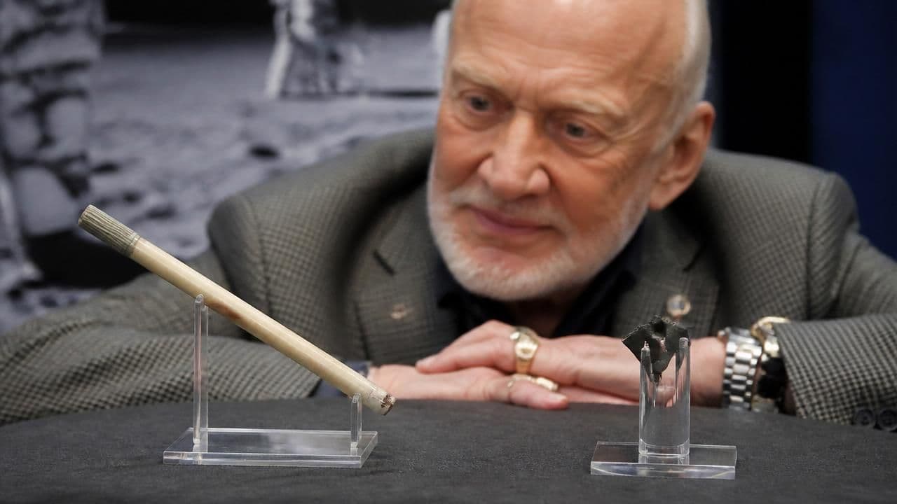 Buzz Aldrin's Mission-Saving Felt-Tip Pen Sells for $857,600 at Auction