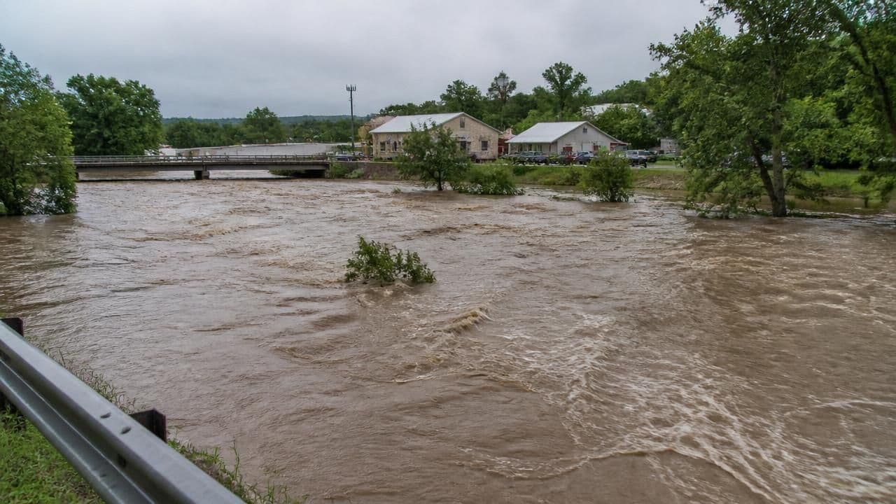 Texas Hill Country Flooding: Sirens Blare, 1 Dead as Rivers Surge Past Danger Levels