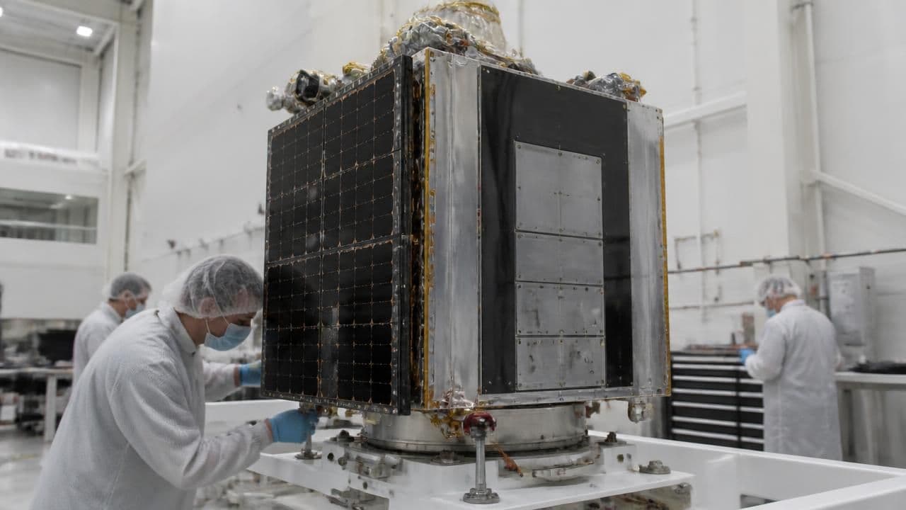 Google's Project Suncatcher: First AI Data Center Test Satellite Launches Oct. 1