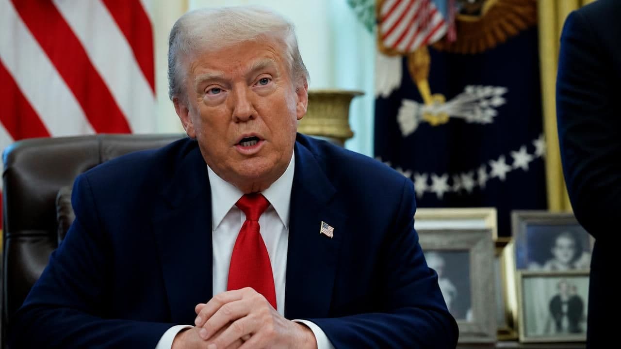 Trump Rules Out Iran Strikes Before Midterms, Hints at Action After