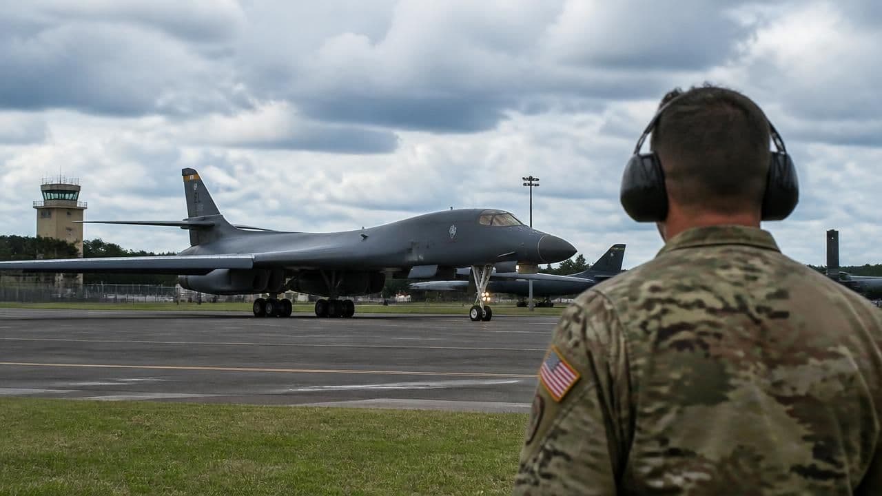 Iranian Drone Threat Forced Withdrawal of 12 U.S. B-1 Bombers From British Air Base