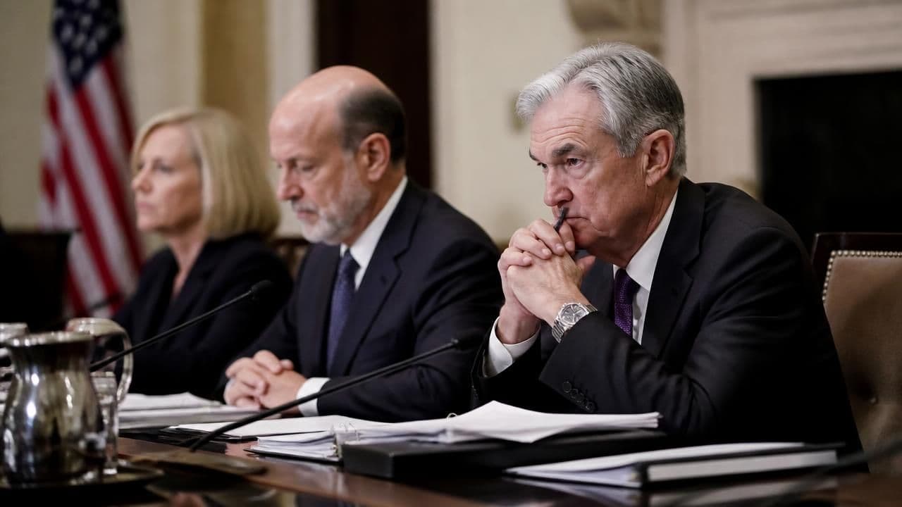 Fed at a Crossroads: Internal Dissent, Leadership Pressure, and Labor Unrest