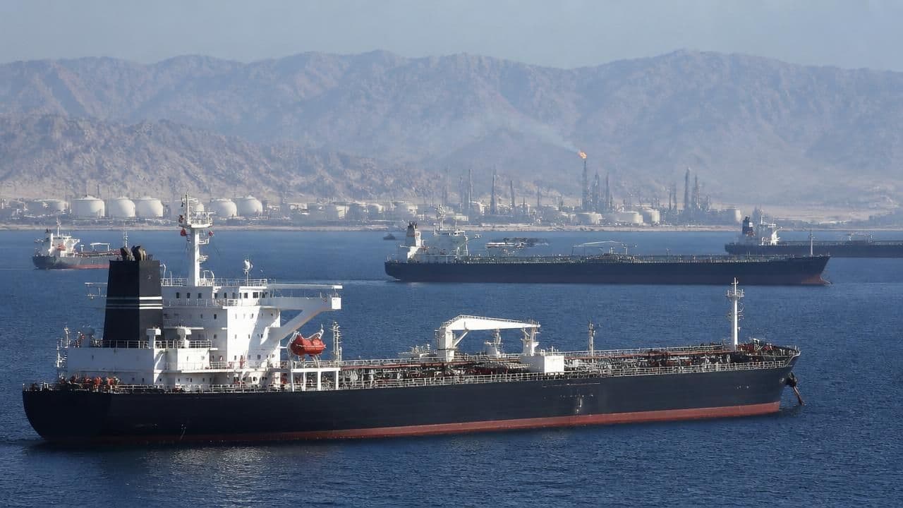 Middle East Oil Risk Now Outweighs US-China Tensions, Economist Warns as Tanker Rates Hit Records
