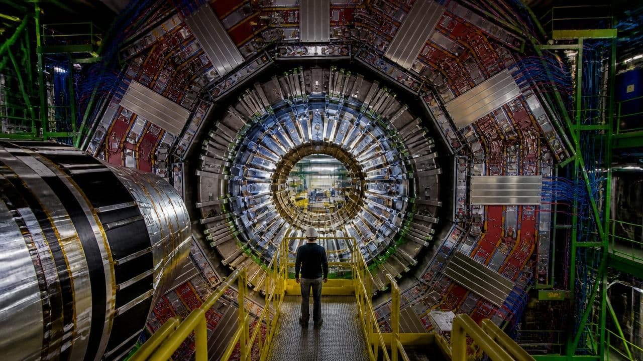 CERN's 'Little Big Bang' reveals primordial quark-gluon plasma flows like liquid