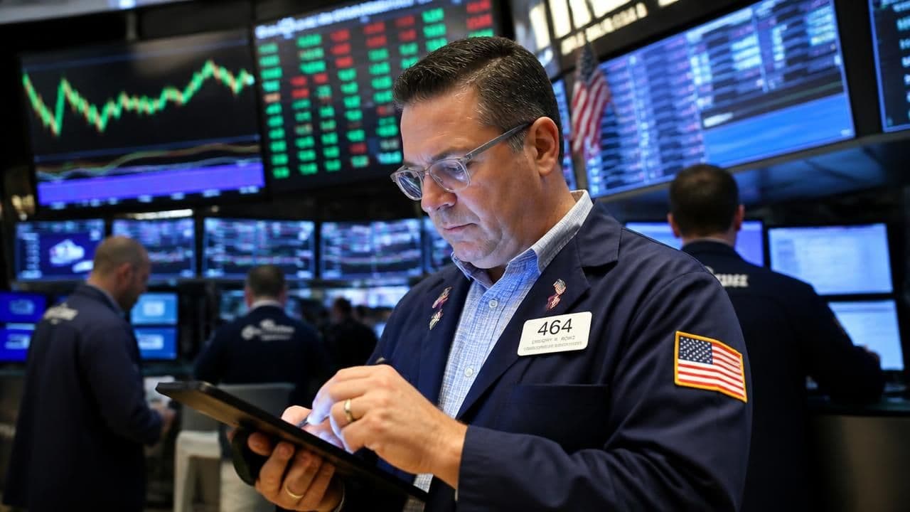 Earnings Season Showdown: Wall Street Splits on US Stocks as Q3 Reports Loom