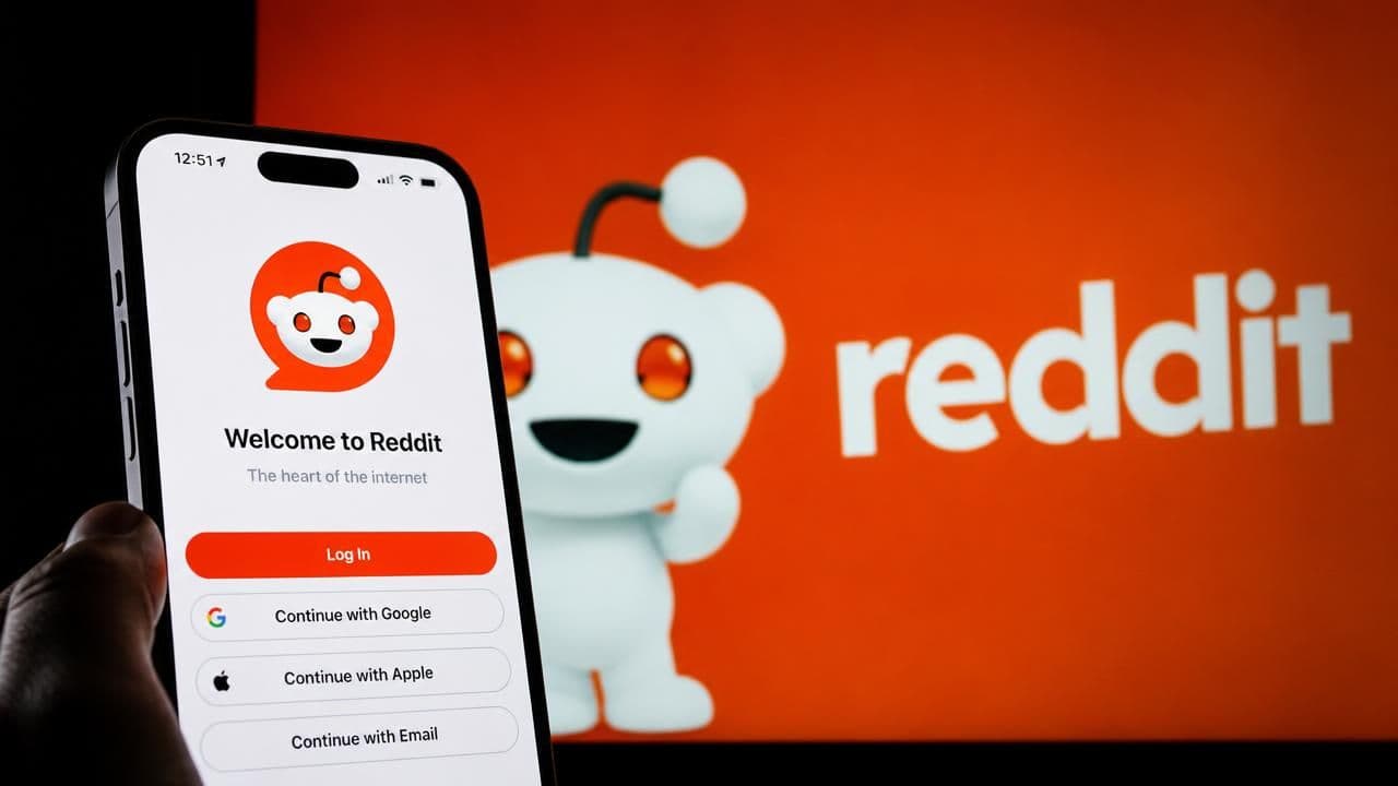 Reddit to Require Login for All Users as CEO Cites AI, Ads, and Data Protection